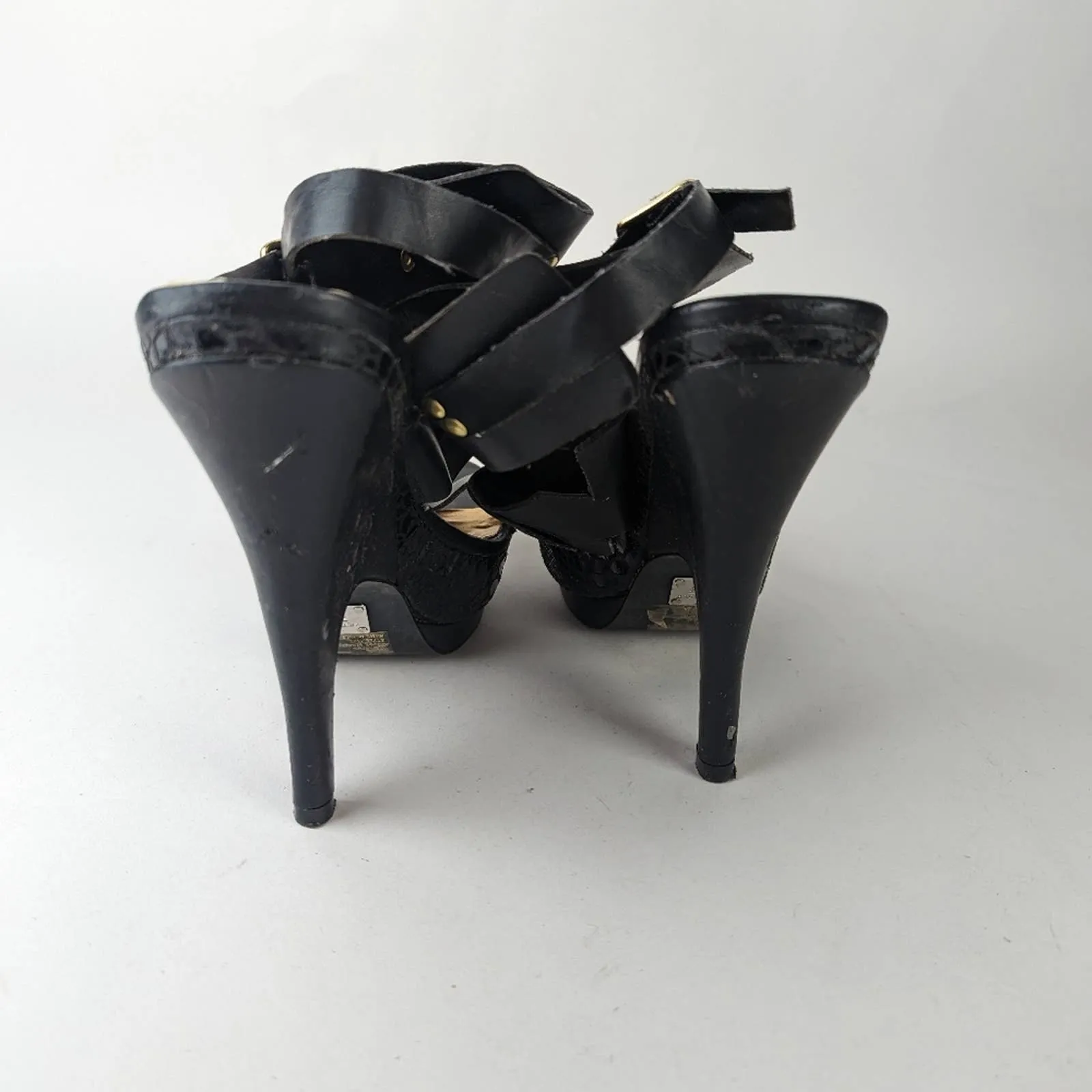 Bakers Melissa Black Strappy Snakeprint Heels 10