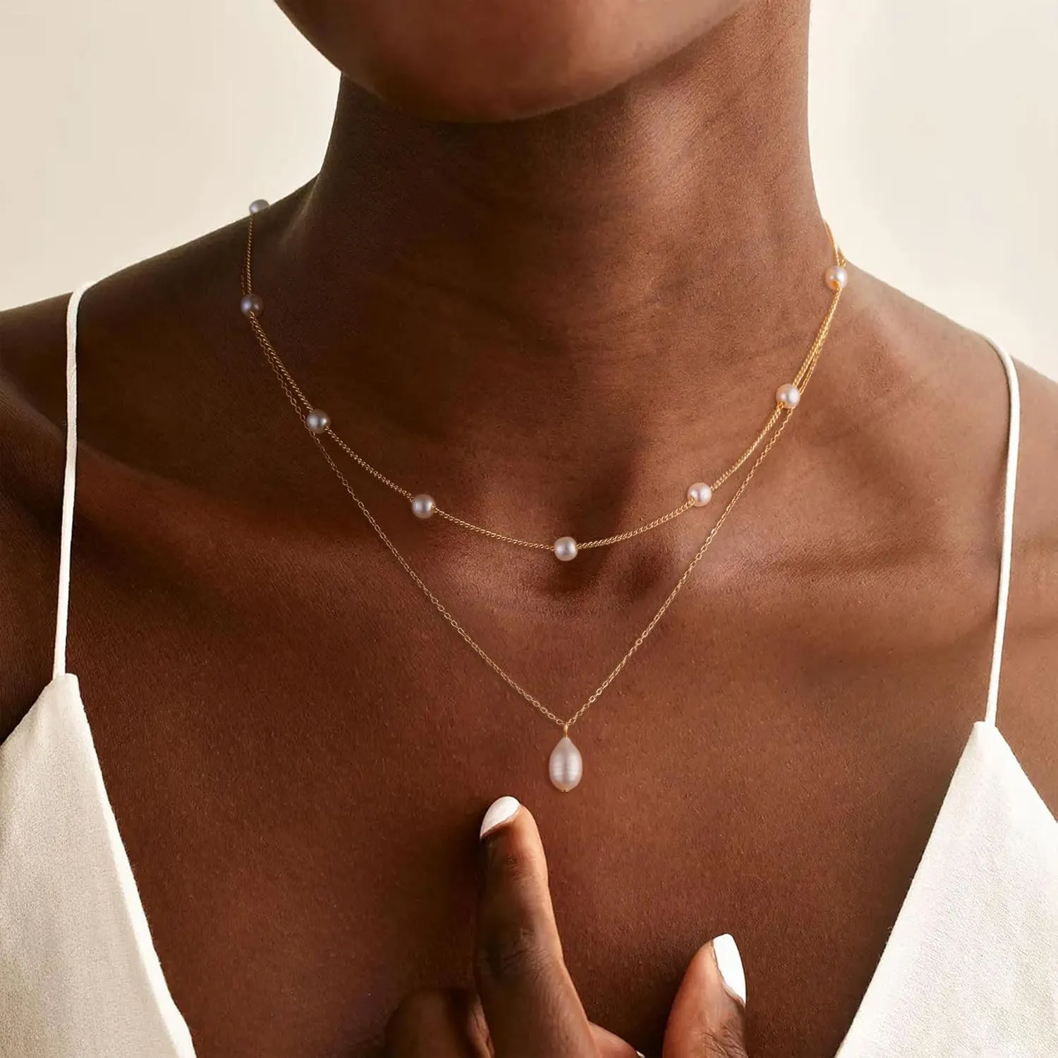 Boho Beaded Necklace for Women, Y2K Natural Pearl Beaded Necklaces Choker Summer Benchy Necklace Natural Bead Necklaces for Teen Girls Handmade Boho Jewelry Birthday Gift