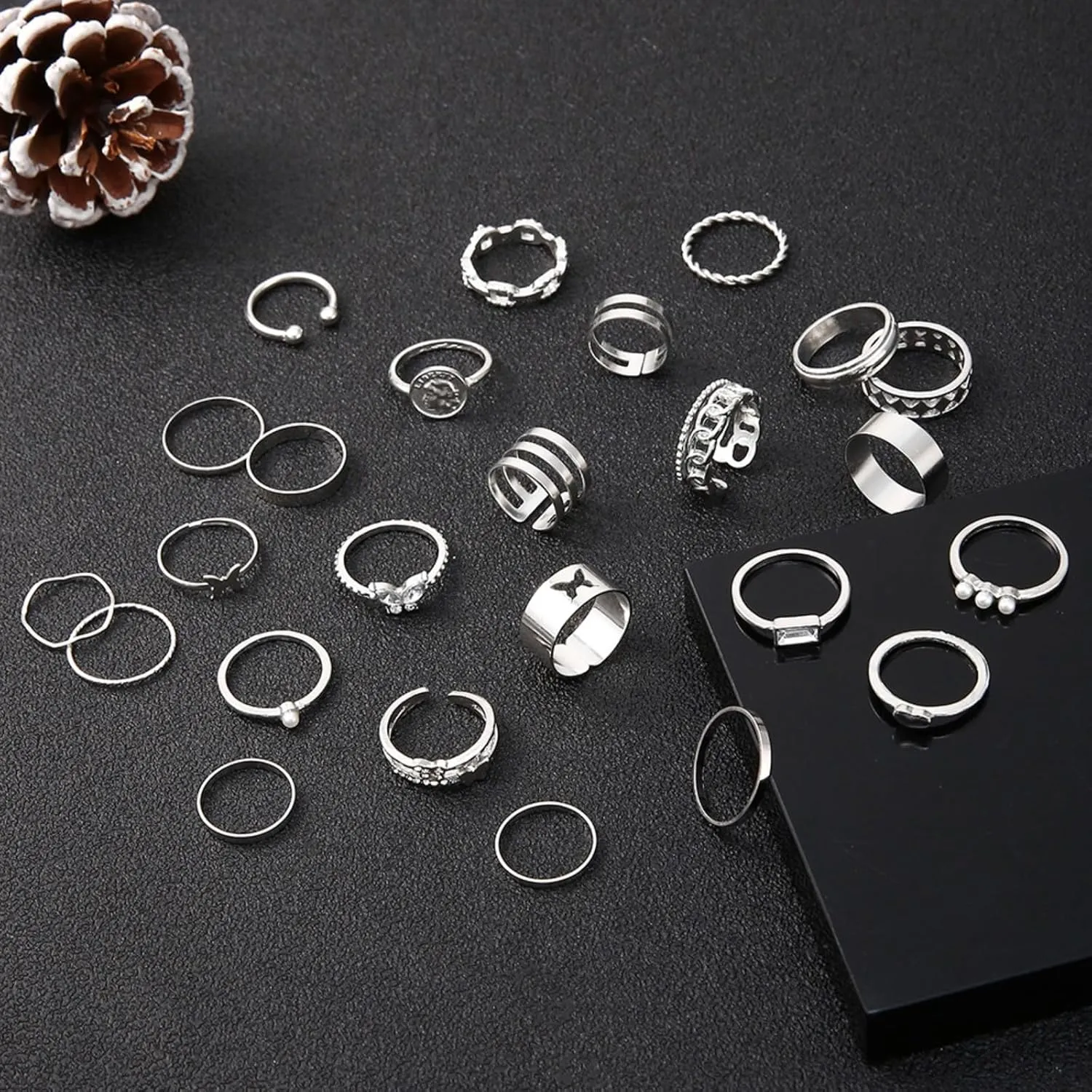 Gold Knuckle Rings Set for Women,Vintage Stackable Finger Rings Pack, Dainty Boho Adjustable Signet Rings Sparkle Crystal Joint Finger Midi Rings Trendy Jewelry