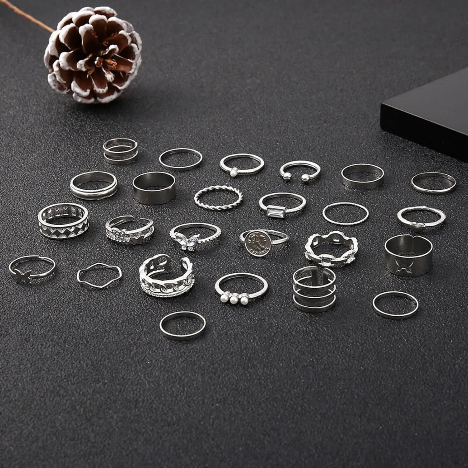 Gold Knuckle Rings Set for Women,Vintage Stackable Finger Rings Pack, Dainty Boho Adjustable Signet Rings Sparkle Crystal Joint Finger Midi Rings Trendy Jewelry