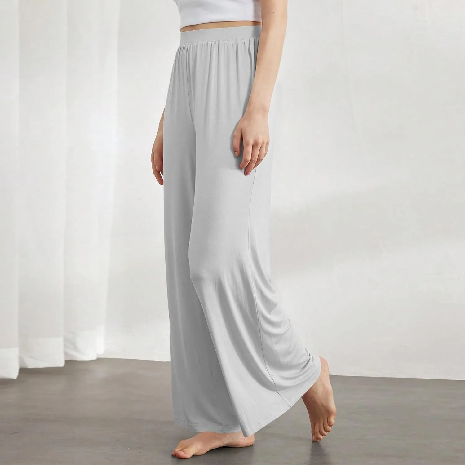 High Waisted Trousers Women Flowy Long Wide Leg Sweatpants Loose Fit Pleated Pull On Vacation Trousers with Pockets