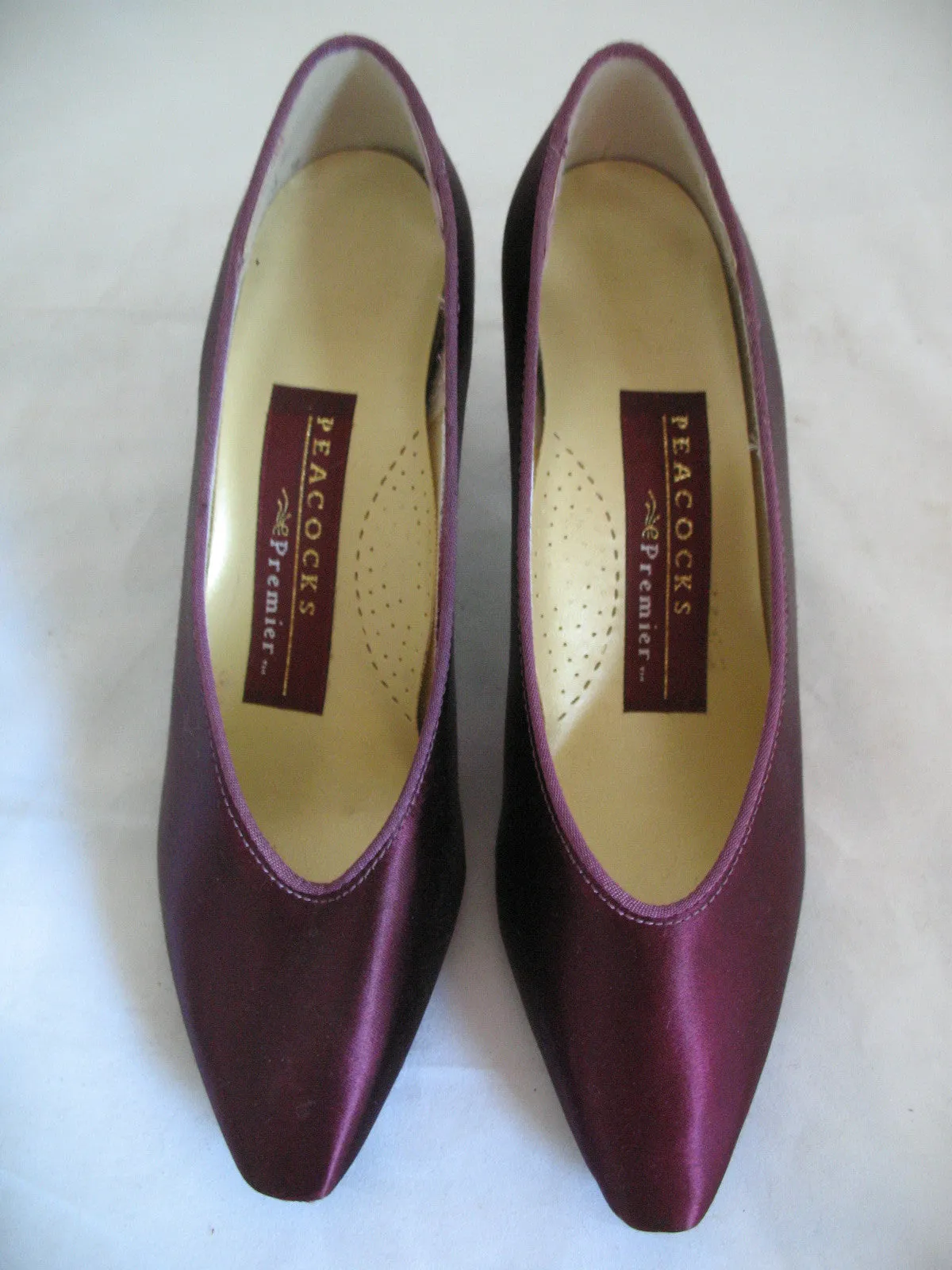 New Vintage Y2K 90s Peacocks Womens Pump Shoes High Heels Made USA Satin Purple