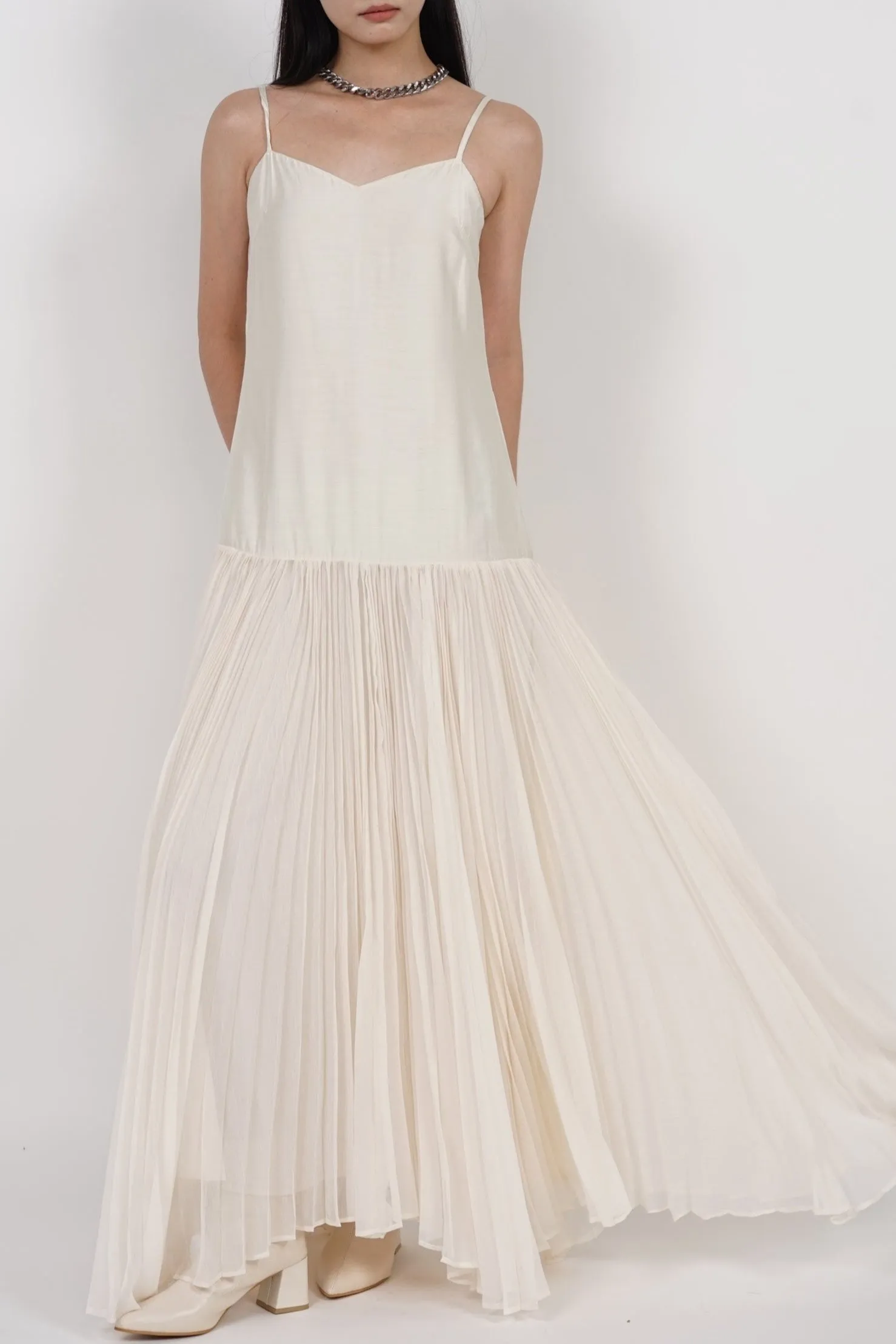 Pleated Flowy Dress in Ivory