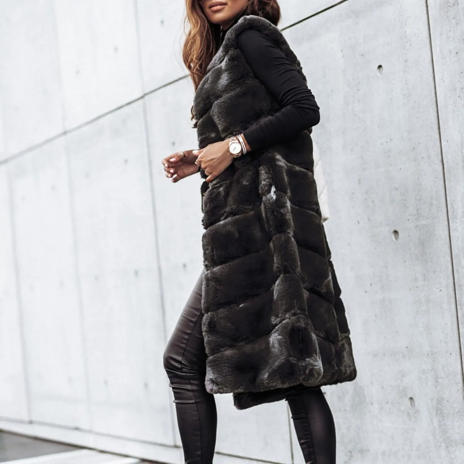 Womens Faux Fur Vest Sleeveless Long Fuzzy Fleece Jacket Crewneck Winter Warm Oversized Cardigan Coats