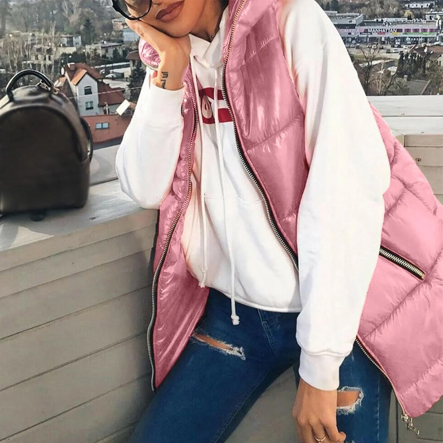 Women's Long Quilted Vest Hooded Full-Zip Sleeveless Down Coat Outwear With Pockets 2024 Winter Warm Padded Jacket